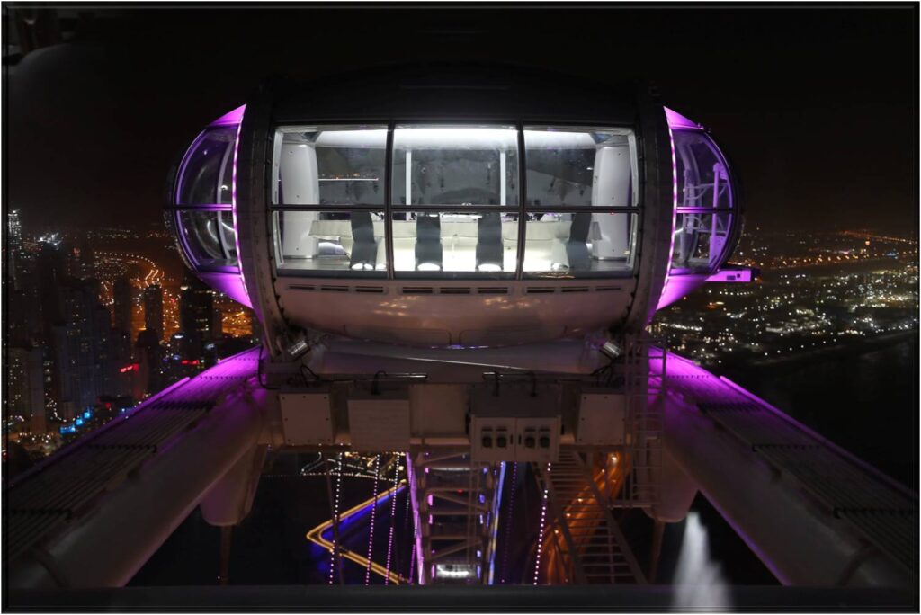 Ain Dubai at night